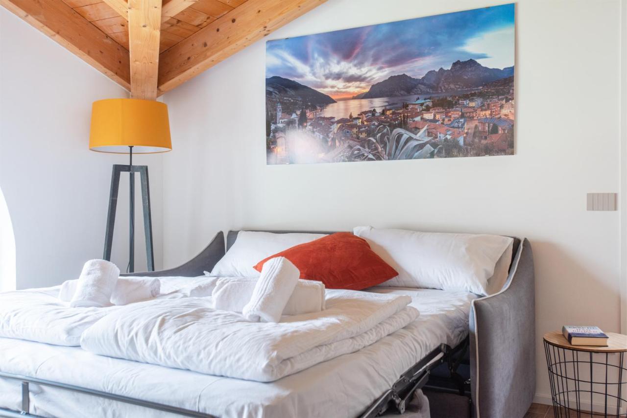 Apartamento Casa Joanna Torbole Sul Garda Exterior foto
